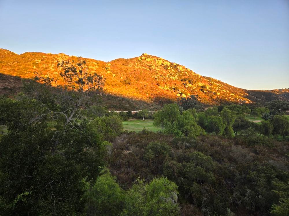 escondido mountains