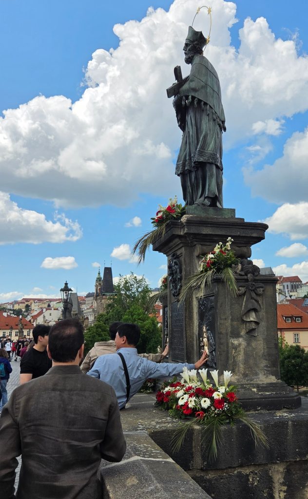 charles bridge